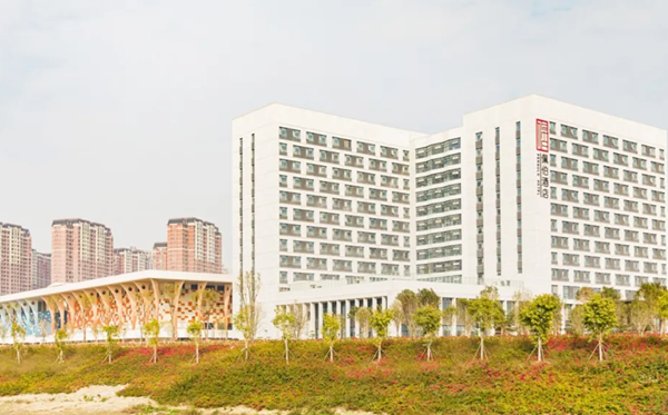 福耀科技大學(xué)宿舍條件怎么樣,有空調(diào)和獨(dú)立衛(wèi)生間嗎？(附宿舍圖片)
